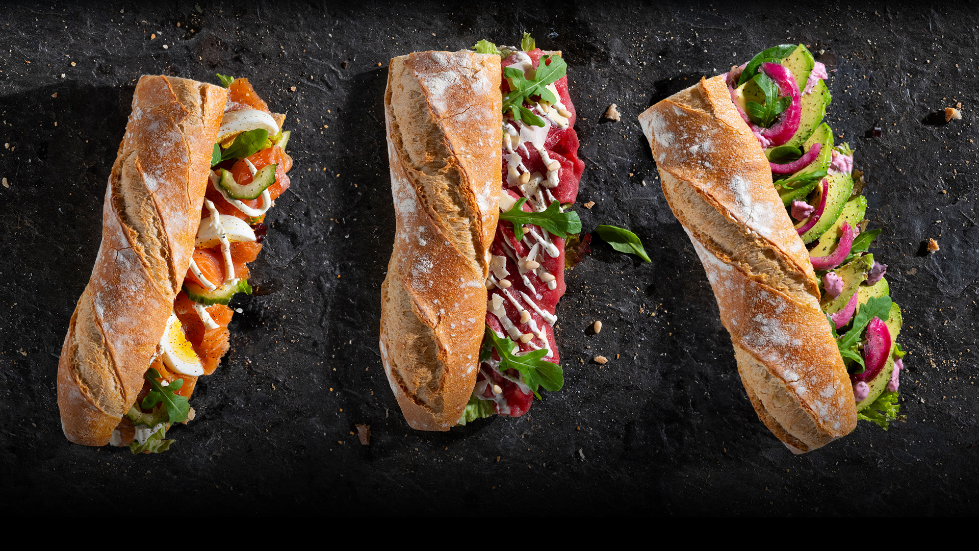 Sfeervolle header met verse lunchgerechten van Hush lunchroom.